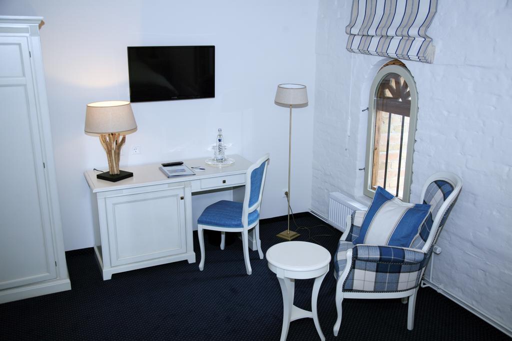 Hotel Alter Kornspeicher Нойстрелиц Екстериор снимка