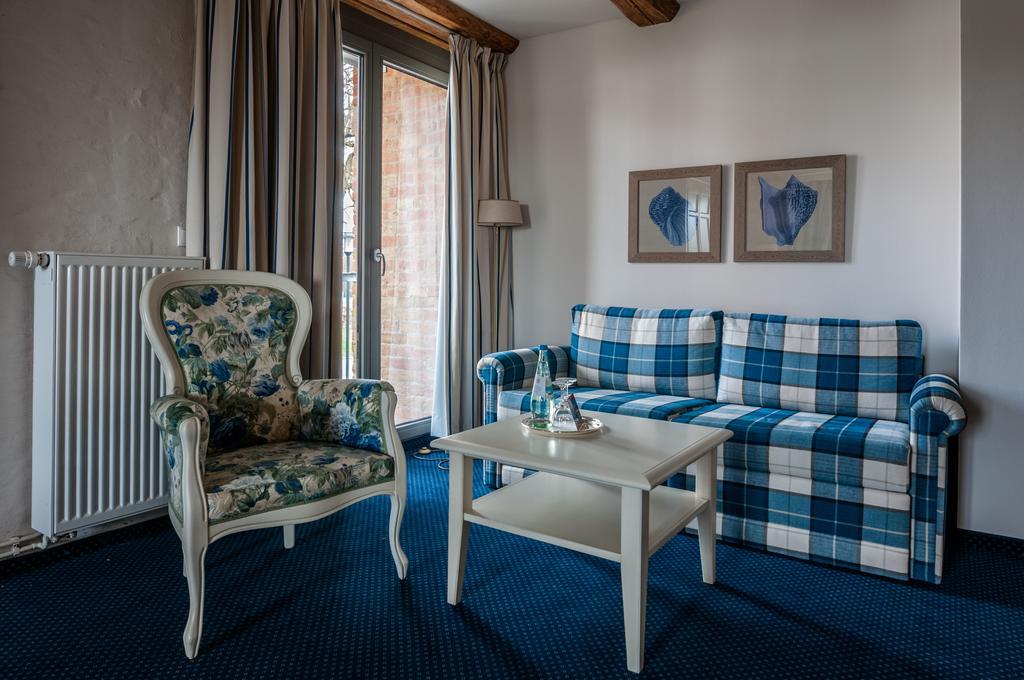 Hotel Alter Kornspeicher Нойстрелиц Екстериор снимка