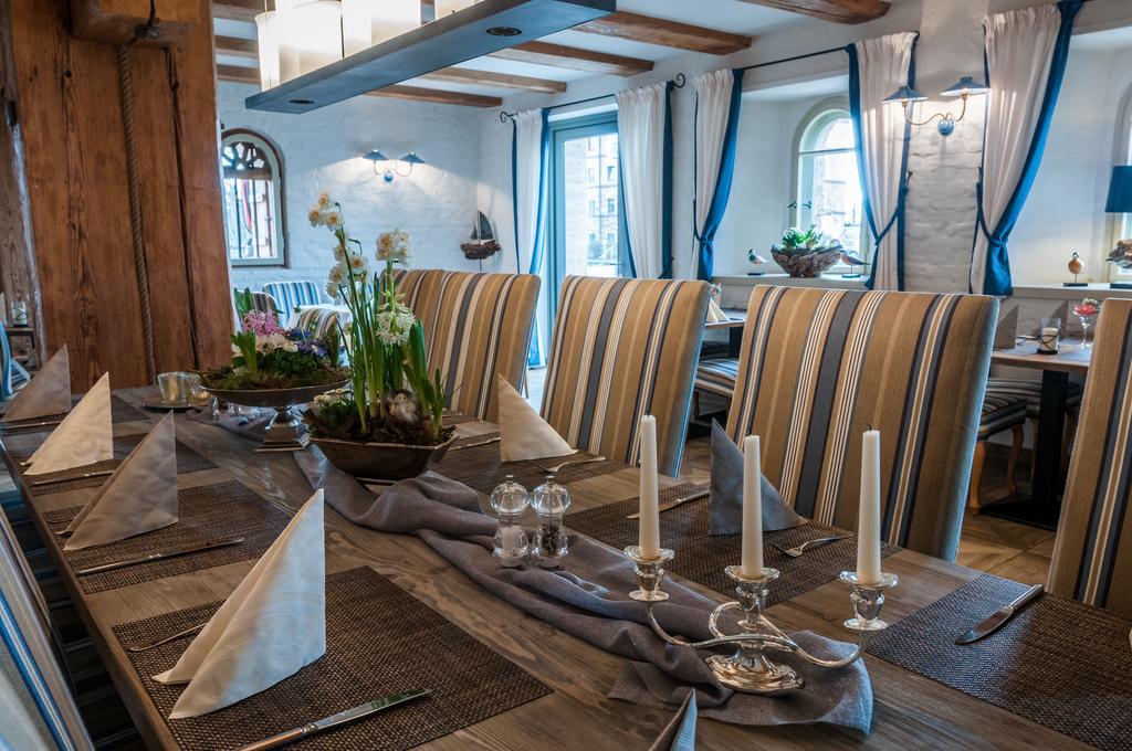 Hotel Alter Kornspeicher Нойстрелиц Екстериор снимка