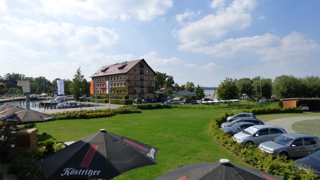Hotel Alter Kornspeicher Нойстрелиц Екстериор снимка